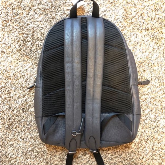 Coach back pack - Picture 2 of 4
